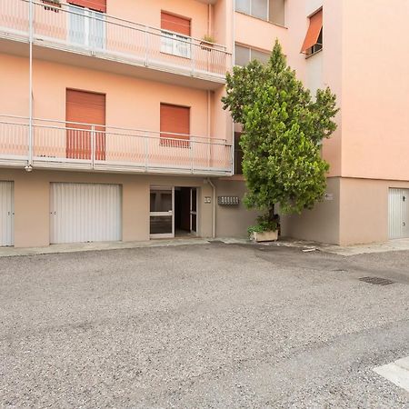 Santa Chiara Apartment By Myhomeincomo Buitenkant foto